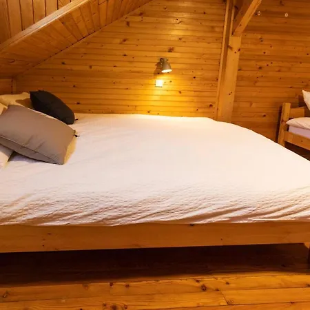 Borst Apartmán *